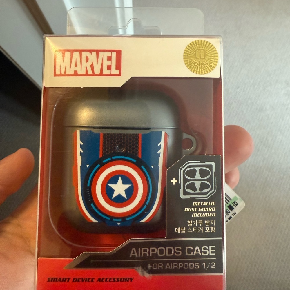 Marvel Red and White iColors Case